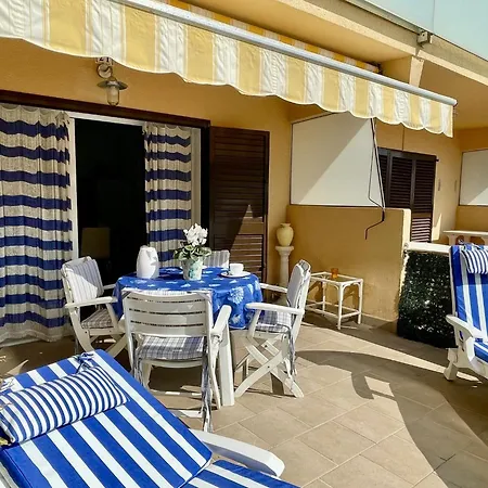 شقة Andromeda Apartment With Private Terrace