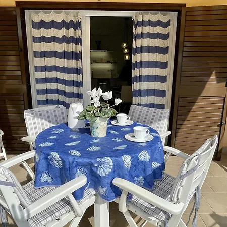 شقة Andromeda Apartment With Private Terrace