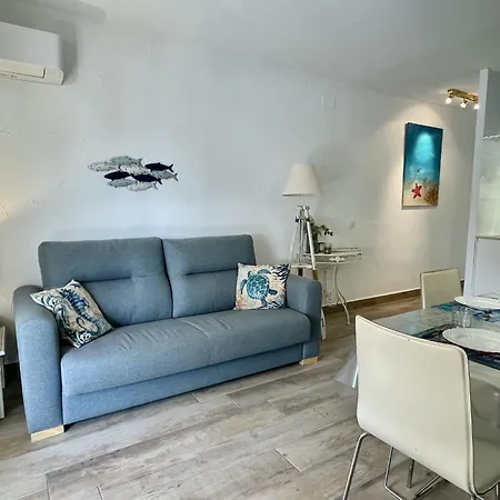 Andromeda Apartment With Private Terrace شقة