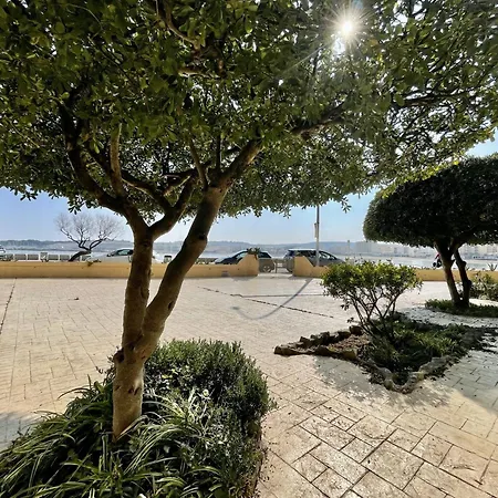Andromeda Apartment With Private Terrace شقة L' Escala